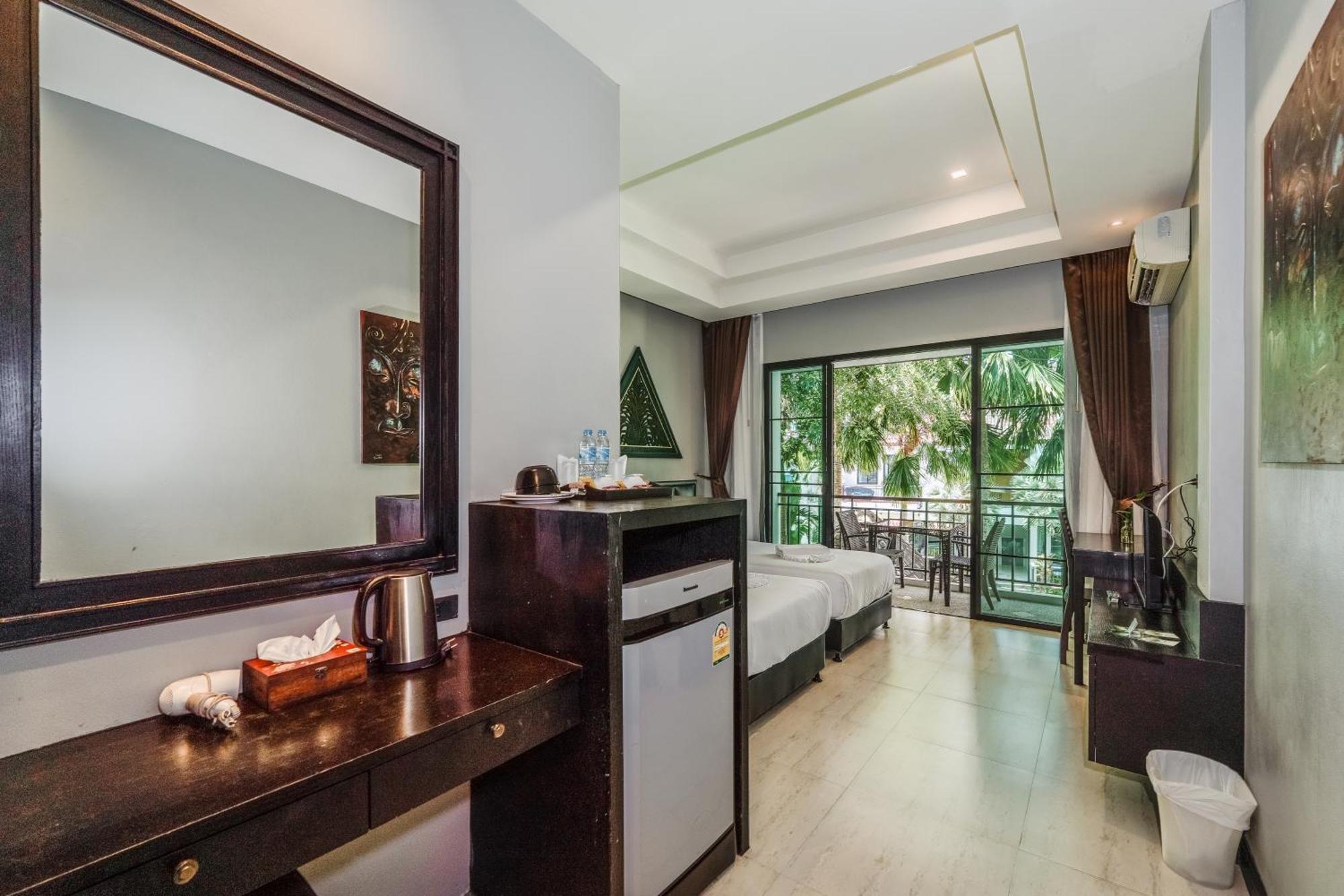 Coco Paradiso Phuket Sha Ngoại thất bức ảnh